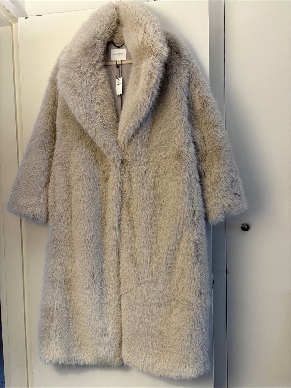 Banana Republic Plush Faux-Fur Coat in Light Beige NWT